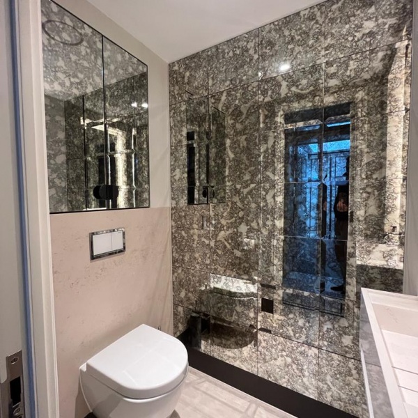 Mirrors, photo: 43