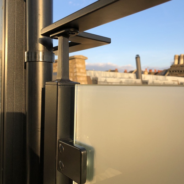 Glass privacy screens, photo: 75