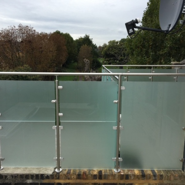 Glass privacy screens, photo: 57