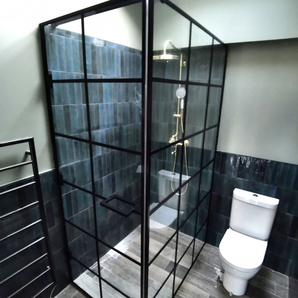 Black Matt Crittall Style Shower Enclosures, Screens, photo: 1